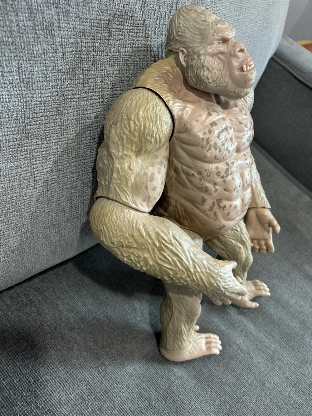RAMPAGE The Movie 16” Mega George Albino Gorilla Action Figure Toy Articulated